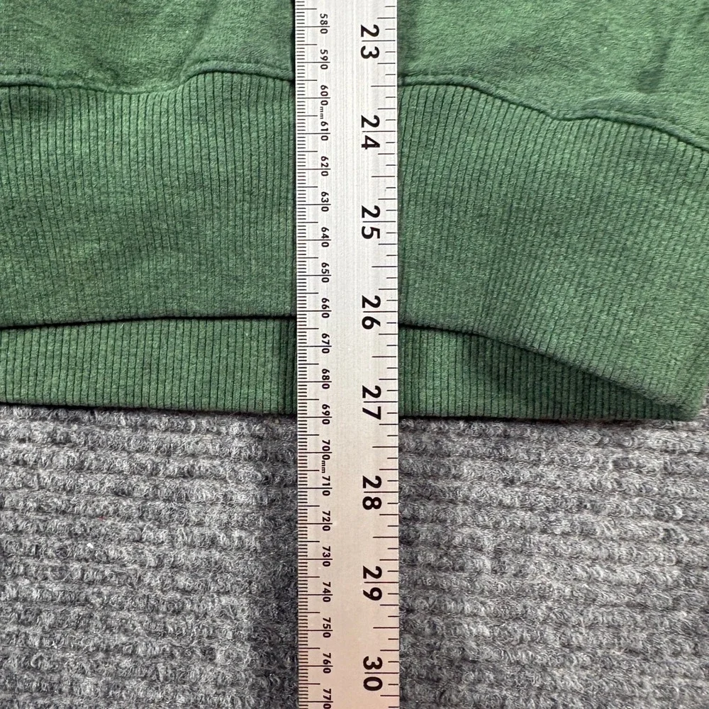 Champion Eco Authentic Mens Medium Green Crewneck Sweatshirt Embroidered Logo